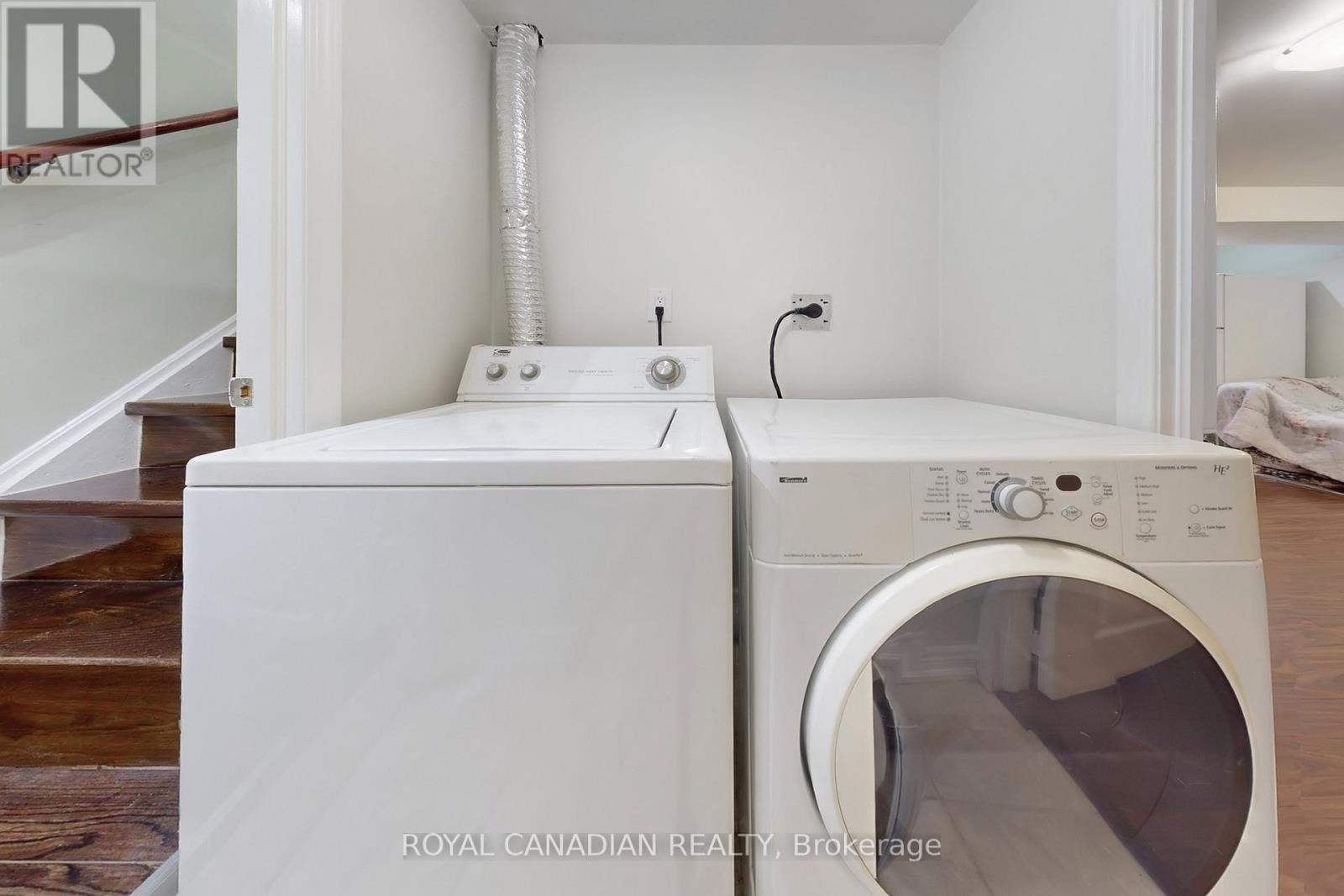 17 Haley Court, Brampton, Ontario  L6S 1N6 - Photo 39 - W12476217