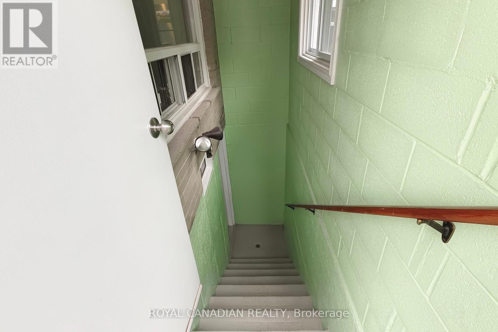 17 Haley Court, Brampton, Ontario  L6S 1N6 - Photo 41 - W12476217