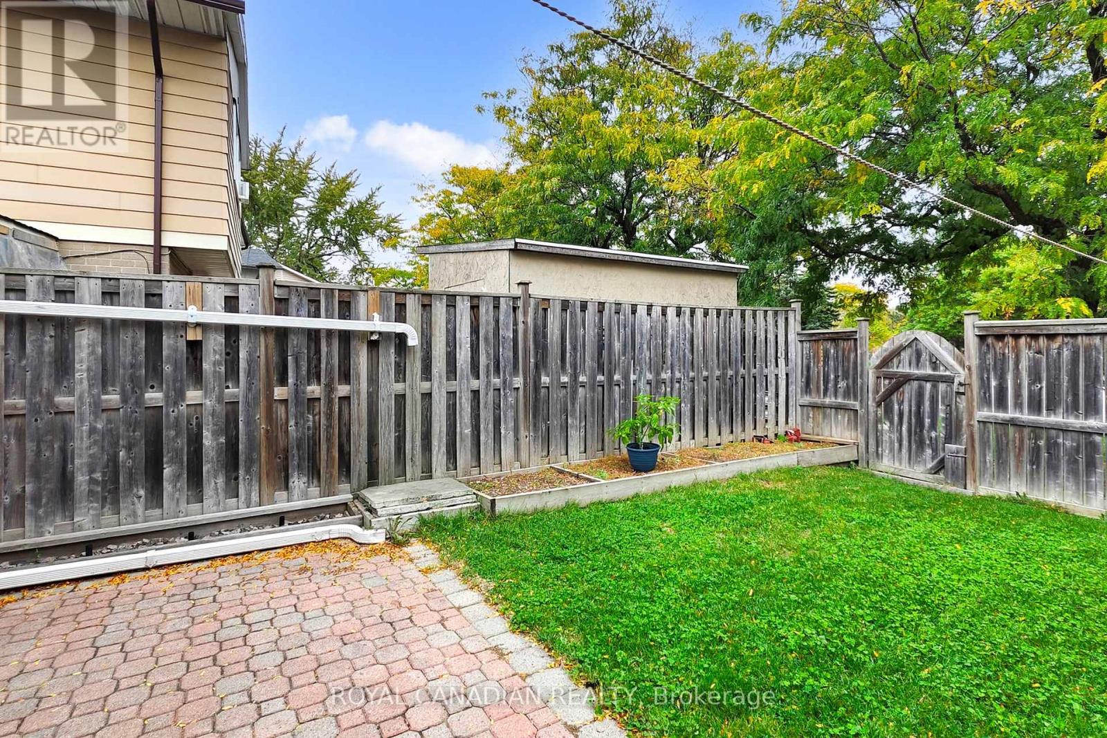 17 Haley Court, Brampton, Ontario  L6S 1N6 - Photo 48 - W12476217