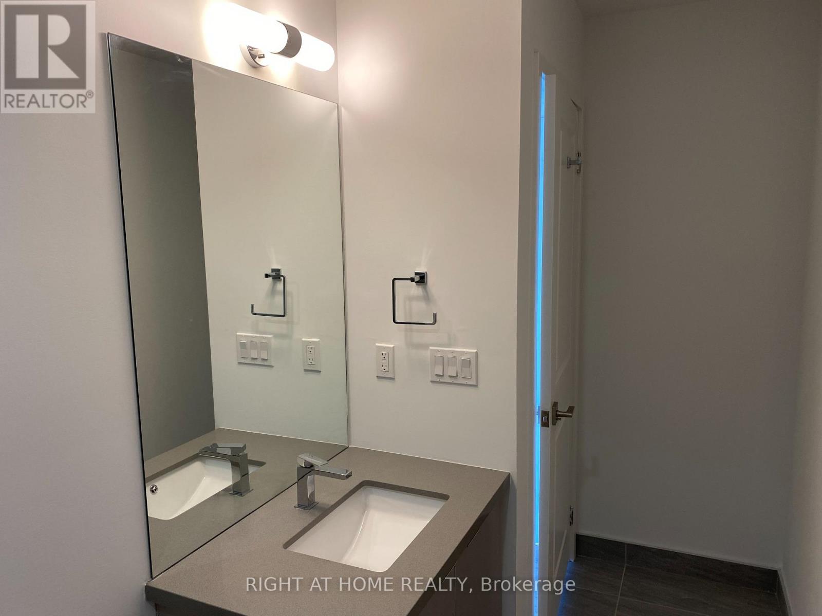 2503 - 297 Oak Walk Drive, Oakville, Ontario  L6H 3R6 - Photo 19 - W12476241