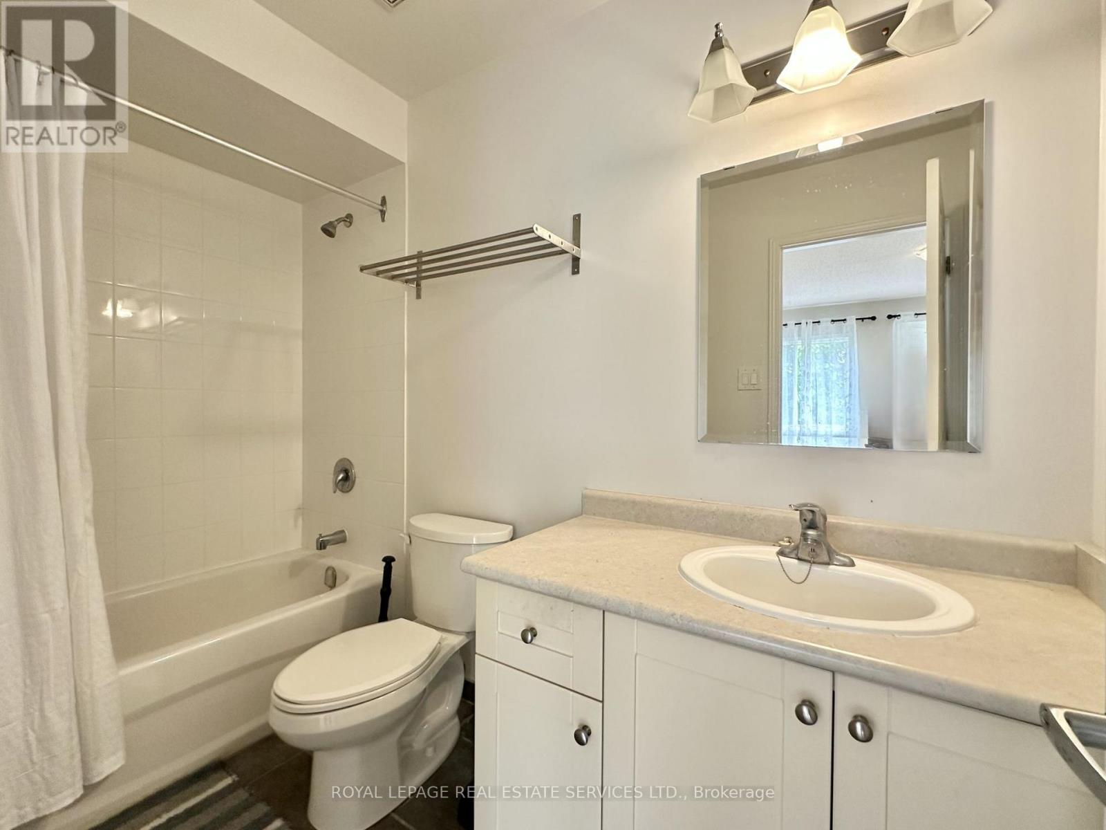 39 - 4600 Kimbermount Avenue, Mississauga, Ontario  L5M 6Z5 - Photo 12 - W12476265