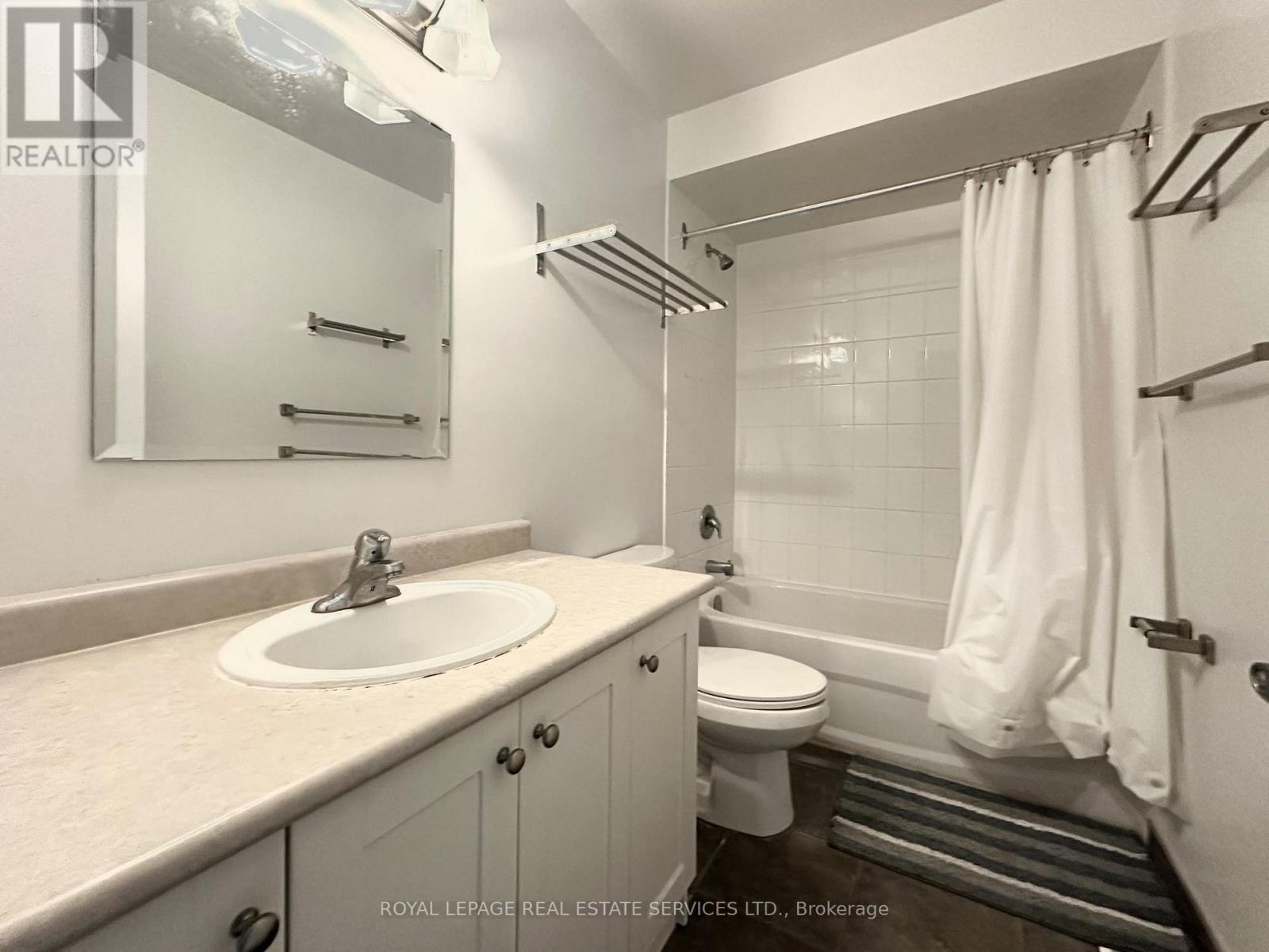 39 - 4600 Kimbermount Avenue, Mississauga, Ontario  L5M 6Z5 - Photo 13 - W12476265