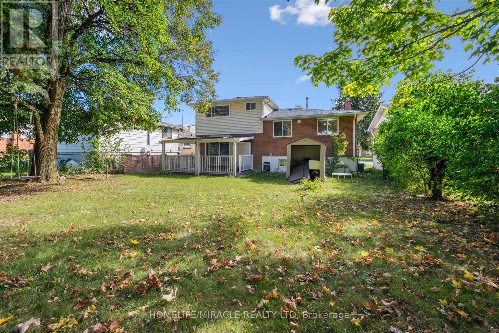 56 Elgin Drive, Brampton, Ontario  L6Y 1A8 - Photo 31 - W12476276