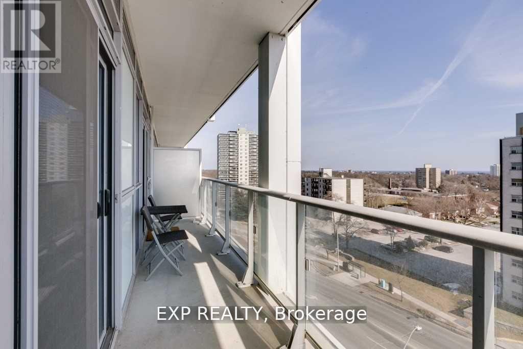 707 - 55 Speers Road, Oakville, Ontario  L6K 0H9 - Photo 10 - W12476284