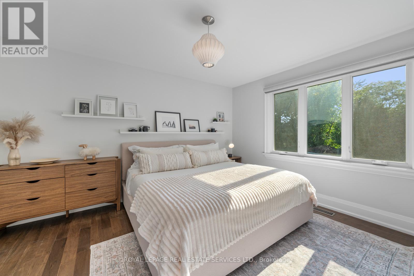 31 Princess Anne Crescent, Toronto, Ontario  M9A 2N9 - Photo 30 - W12476302