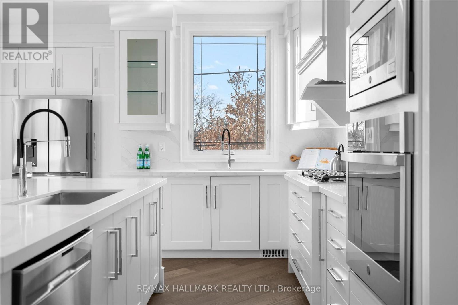1b - 27 Antonio Court, Toronto, Ontario  M9L 2J7 - Photo 16 - W12476312