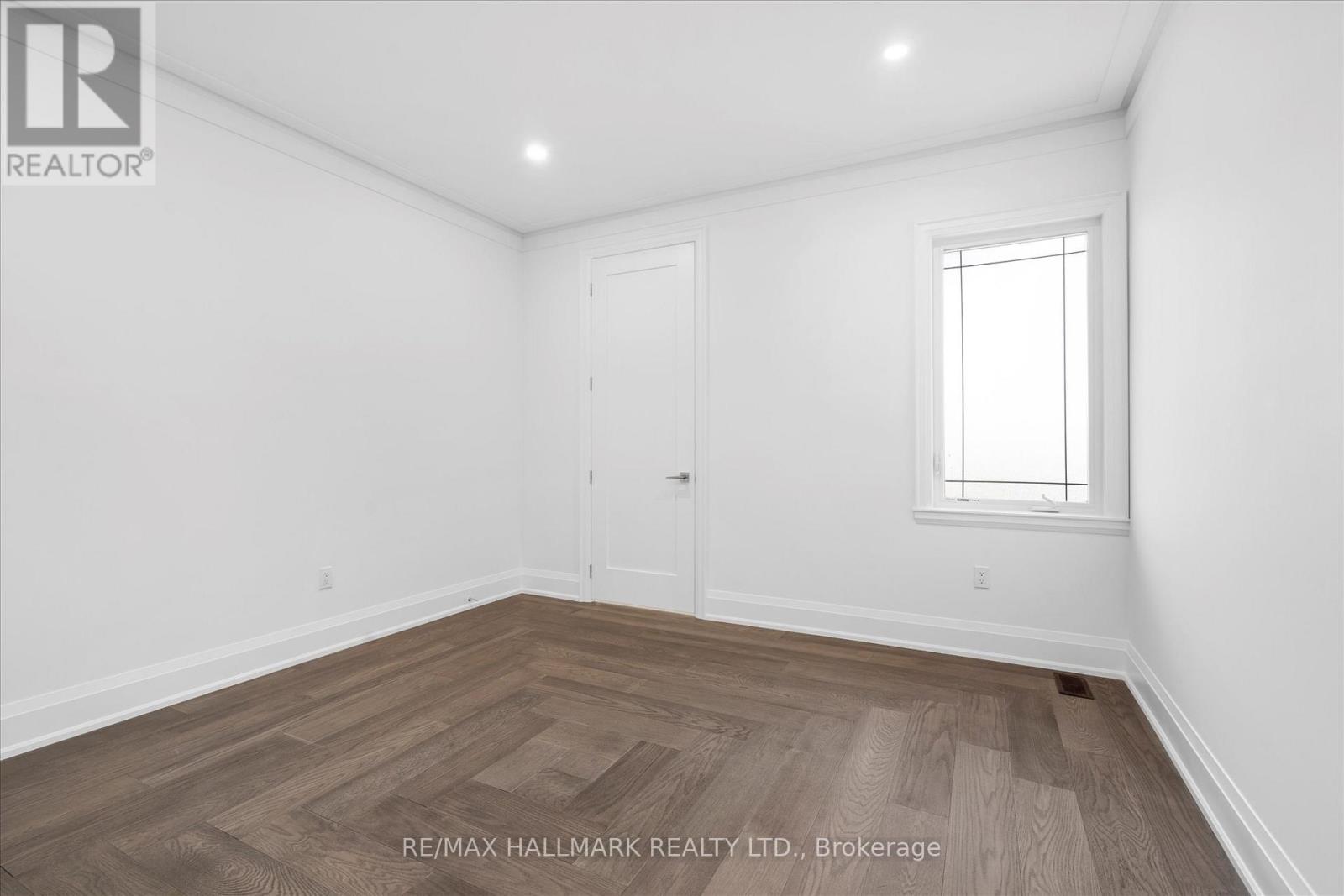 1b - 27 Antonio Court, Toronto, Ontario  M9L 2J7 - Photo 34 - W12476312