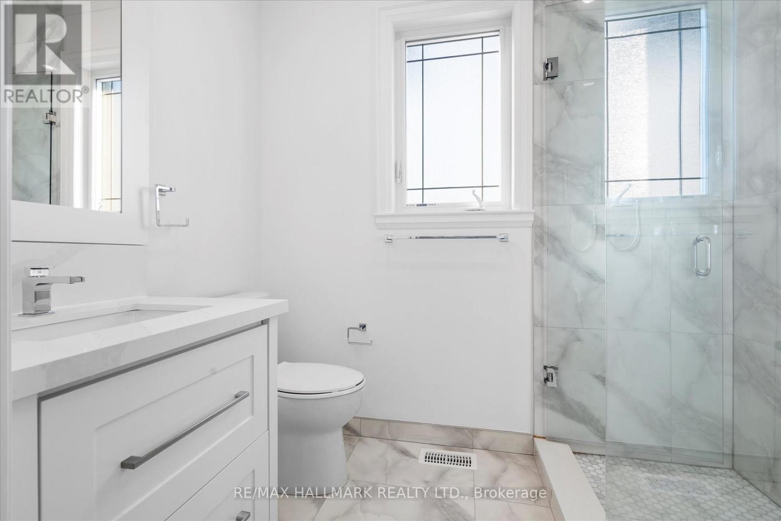 1b - 27 Antonio Court, Toronto, Ontario  M9L 2J7 - Photo 35 - W12476312
