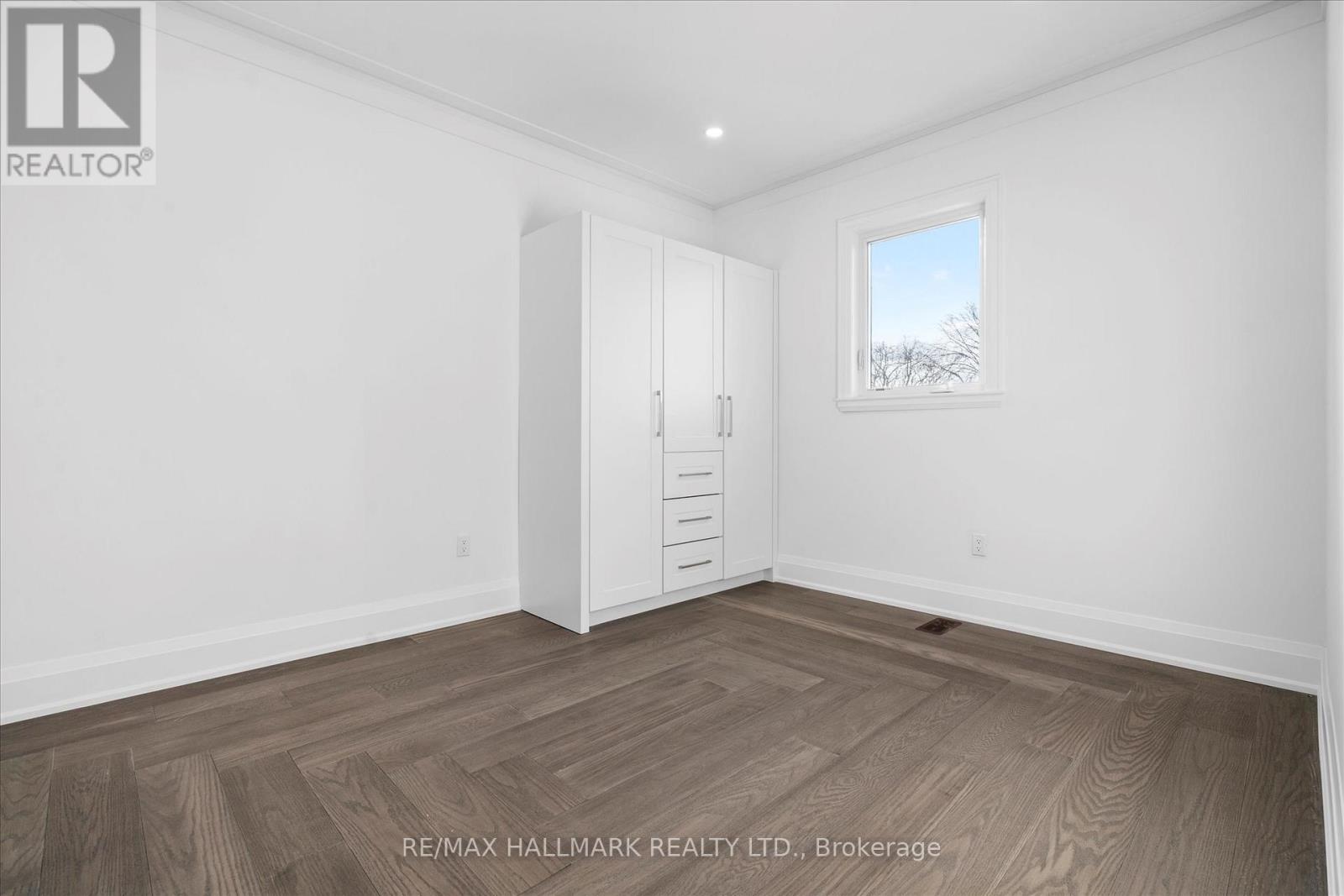 1b - 27 Antonio Court, Toronto, Ontario  M9L 2J7 - Photo 36 - W12476312
