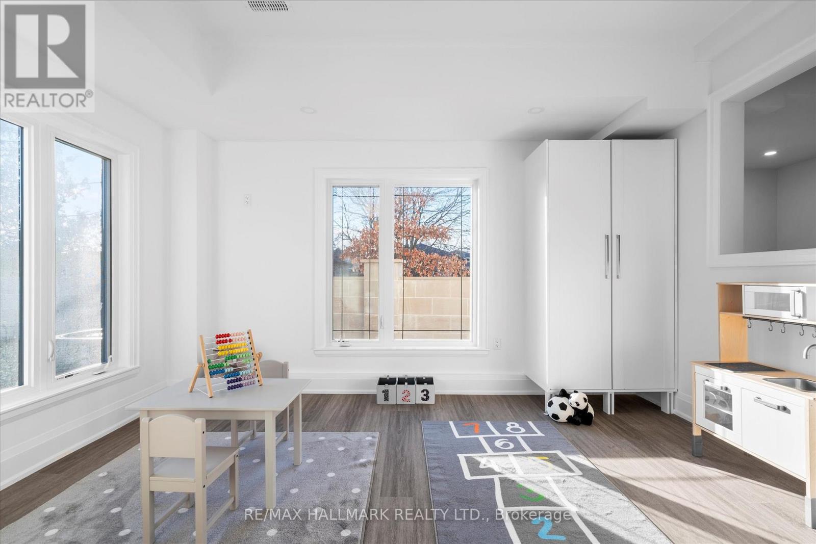 1b - 27 Antonio Court, Toronto, Ontario  M9L 2J7 - Photo 43 - W12476312