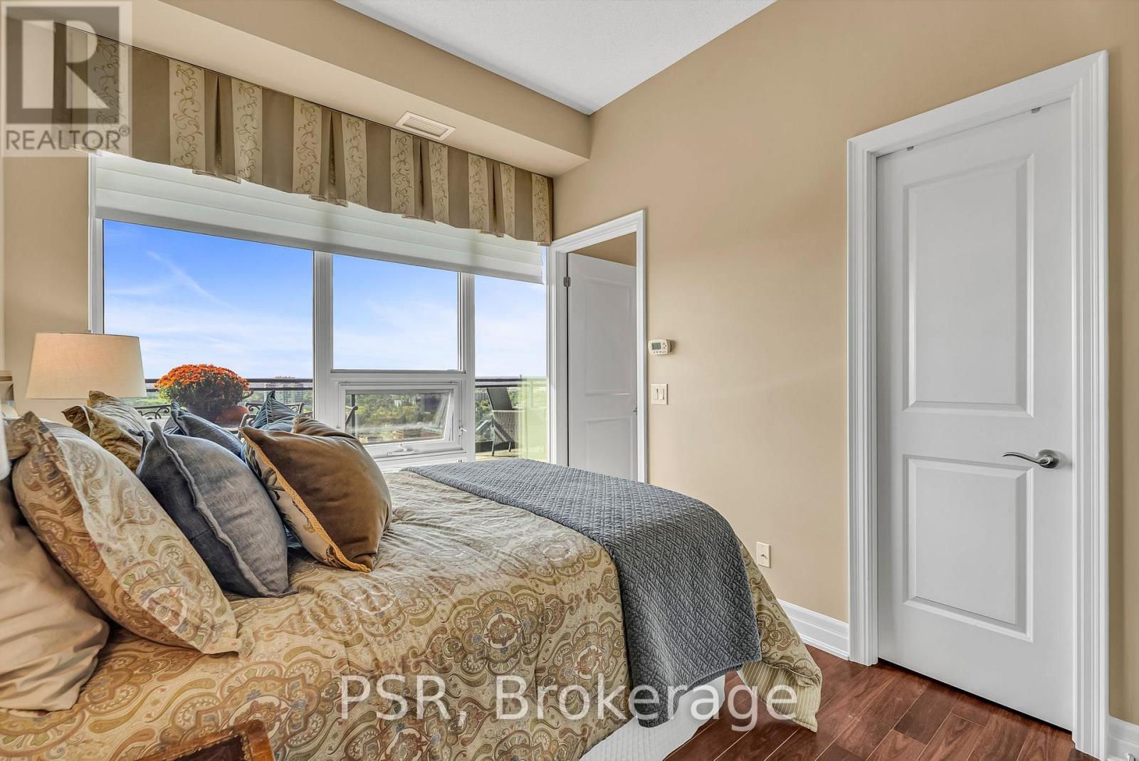 Lph 2603 - 100 John Street, Brampton, Ontario  L6W 0A8 - Photo 25 - W12476321