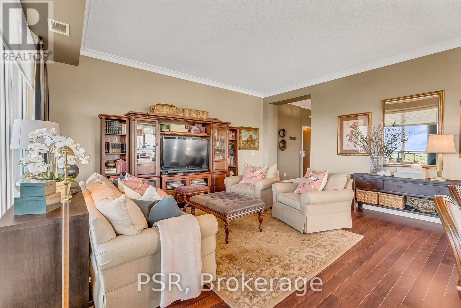 Lph 2603 - 100 John Street, Brampton, Ontario  L6W 0A8 - Photo 6 - W12476321