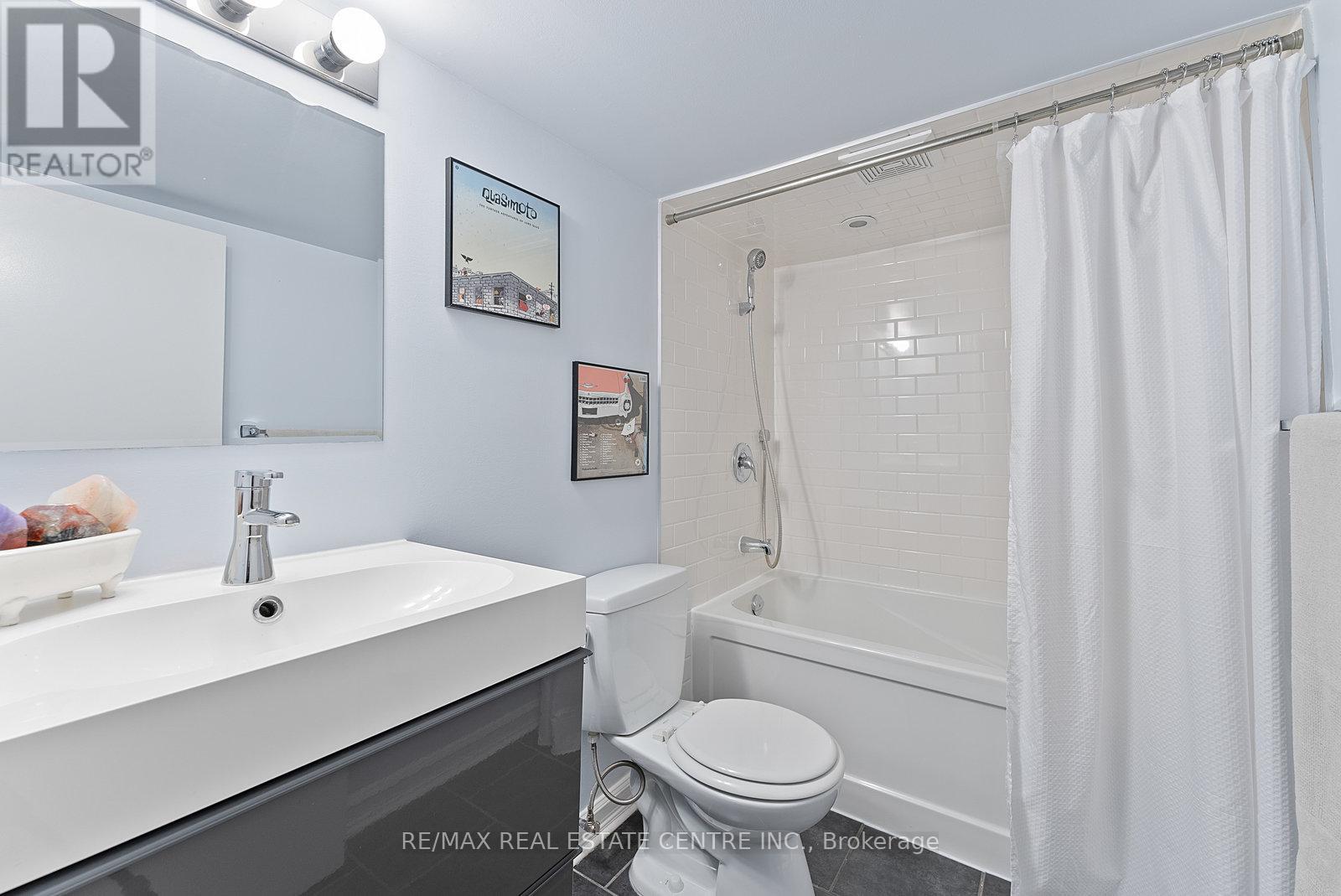 35 Miller Street, Toronto, Ontario  M6N 2Z6 - Photo 34 - W12476322