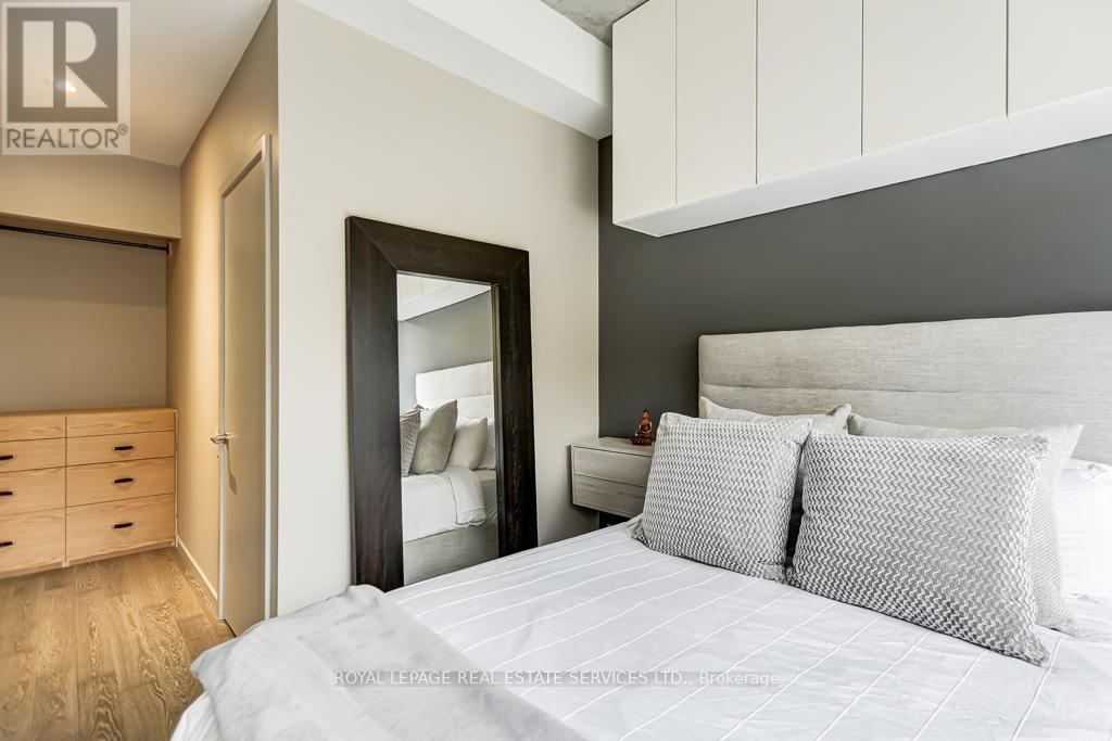 373 - 383 Sorauren Avenue, Toronto, Ontario  M6R 0A4 - Photo 14 - W12476333