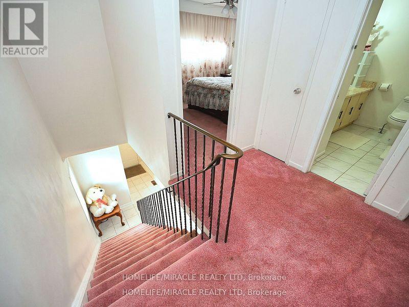 119 - 120 Collins Crescent, Brampton, Ontario  L6V 3N1 - Photo 35 - W12476334