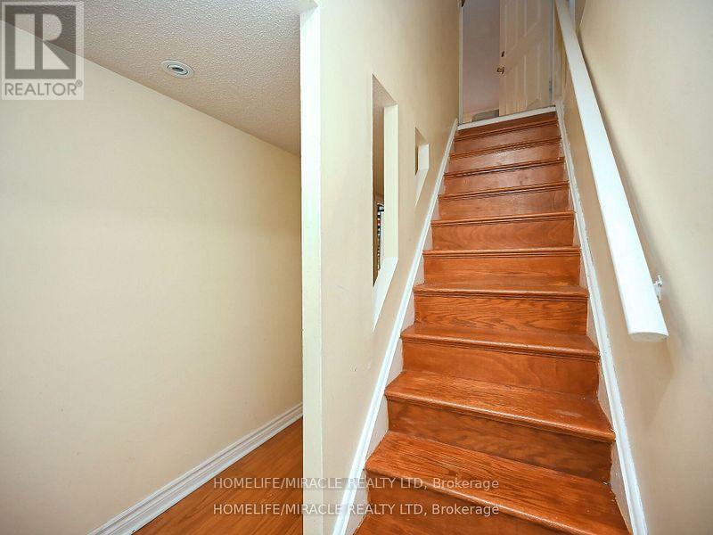 119 - 120 Collins Crescent, Brampton, Ontario  L6V 3N1 - Photo 36 - W12476334