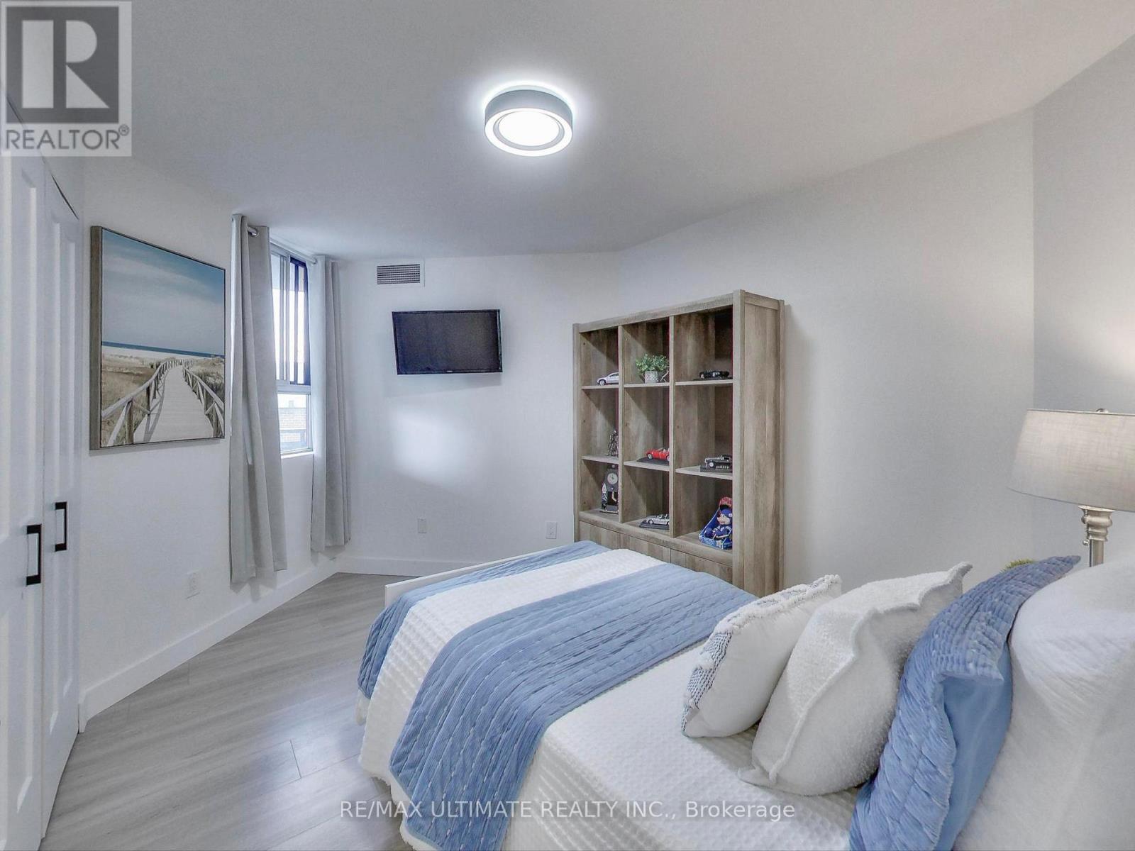 210 - 234 Albion Road, Toronto, Ontario  M9W 6A5 - Photo 21 - W12476350