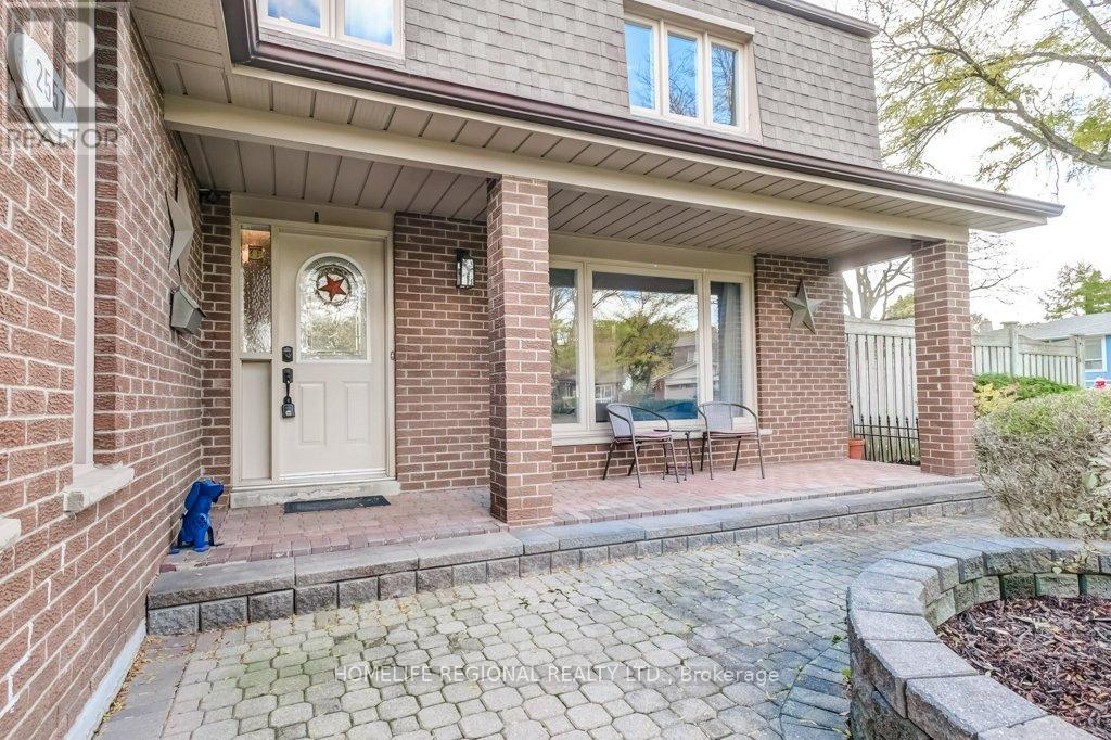 2557 Brasilia Circle, Mississauga, Ontario  L5N 2E9 - Photo 3 - W12476367