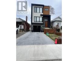53 CHAMBERLAIN AVENUE, Toronto, Ontario