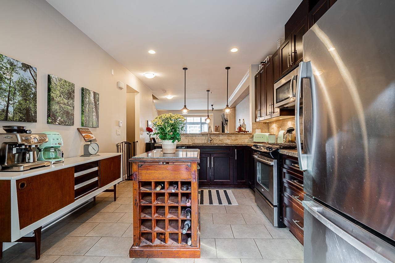 83 2979 156 Street, Surrey, British Columbia  V3Z 8V8 - Photo 4 - R3057085