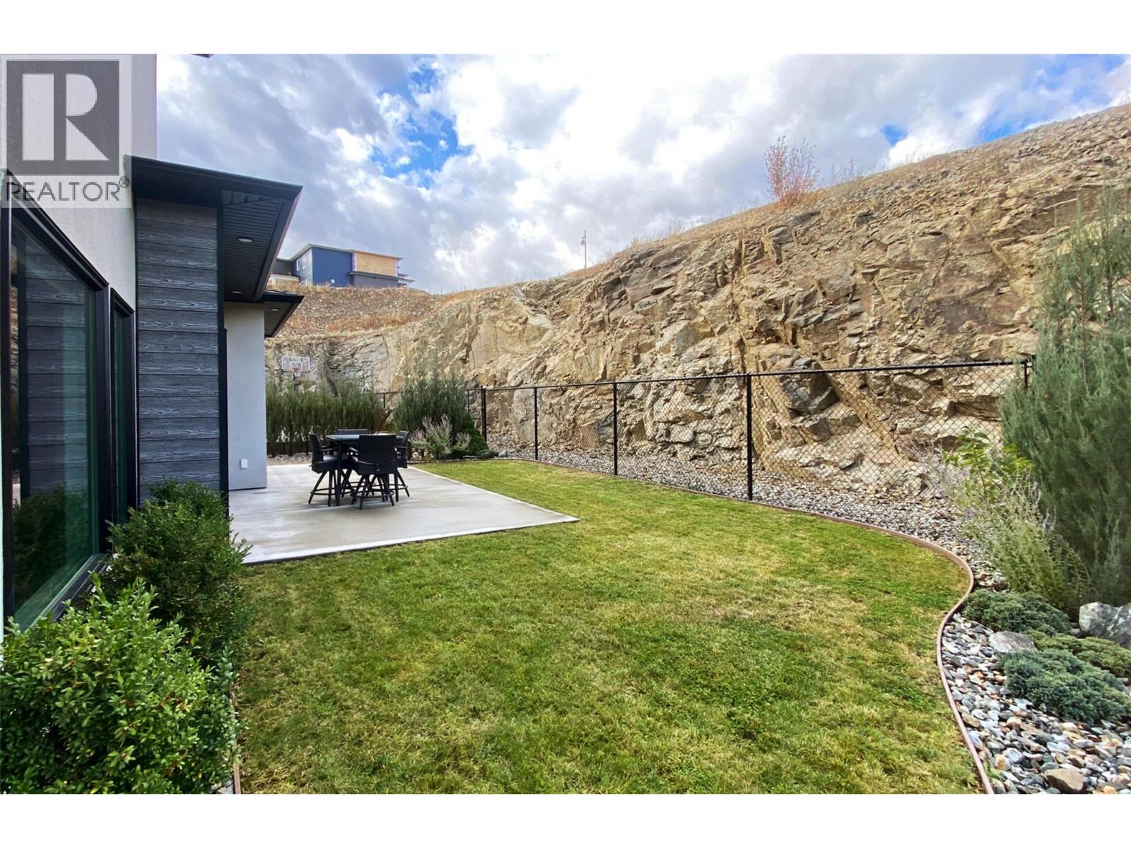 788 Acadia Street Kelowna Photo 7