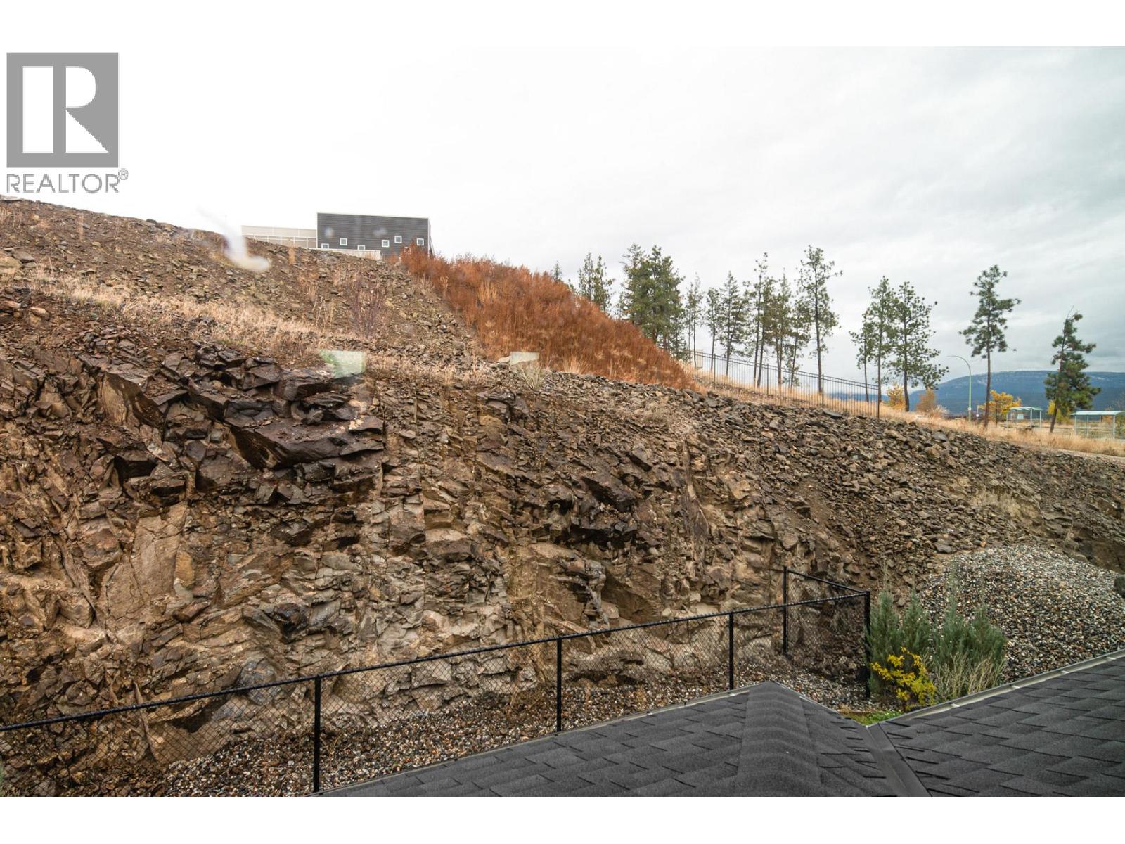 788 Acadia Street Kelowna Photo 45