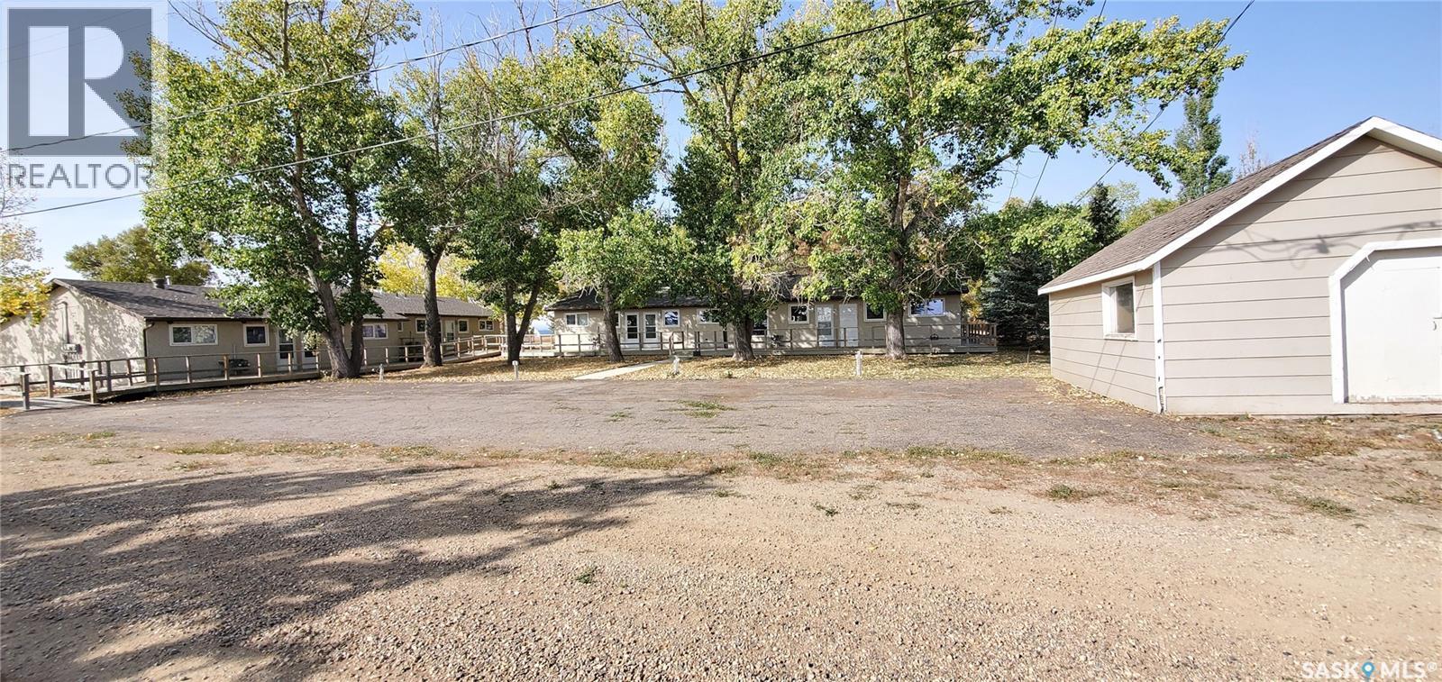 1809 Progress Avenue, Vanguard, Saskatchewan  S0N 2V0 - Photo 4 - SK021491