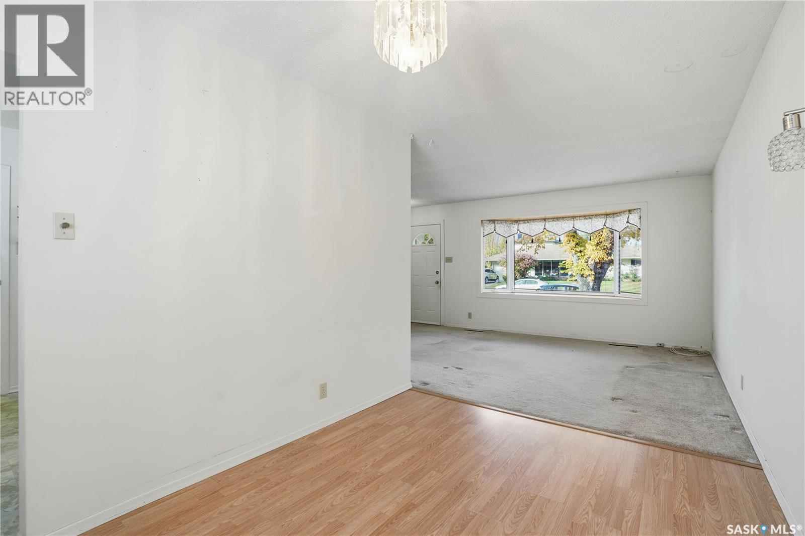 44 Mills Crescent, Saskatoon, Saskatchewan  S7J 0M7 - Photo 7 - SK021484