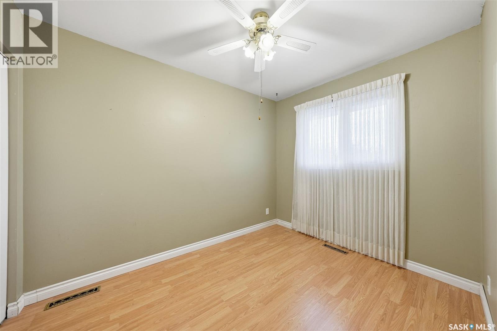 915 X Avenue N, Saskatoon, Saskatchewan  S7L 3K5 - Photo 17 - SK021480
