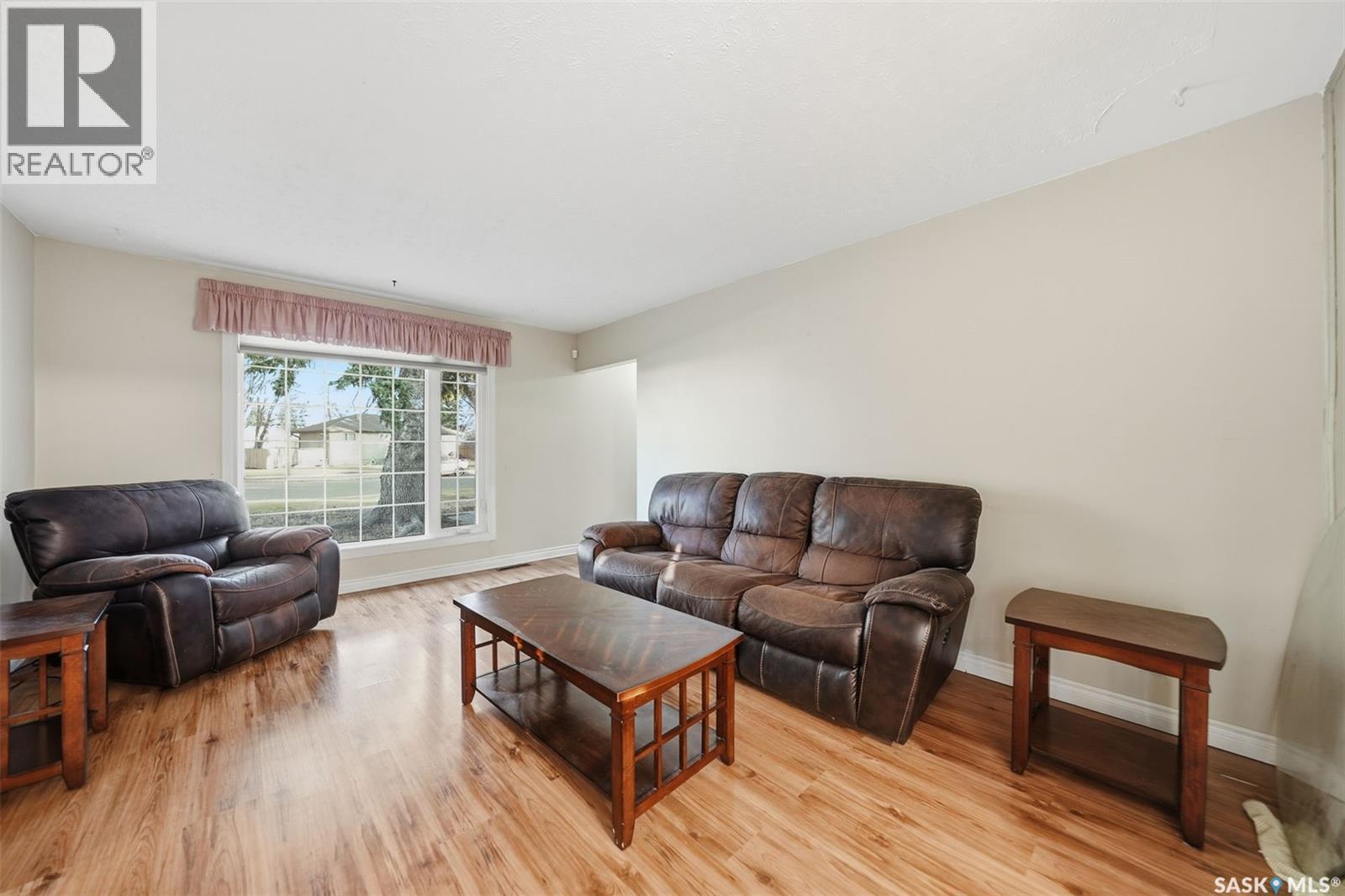 915 X Avenue N, Saskatoon, Saskatchewan  S7L 3K5 - Photo 5 - SK021480