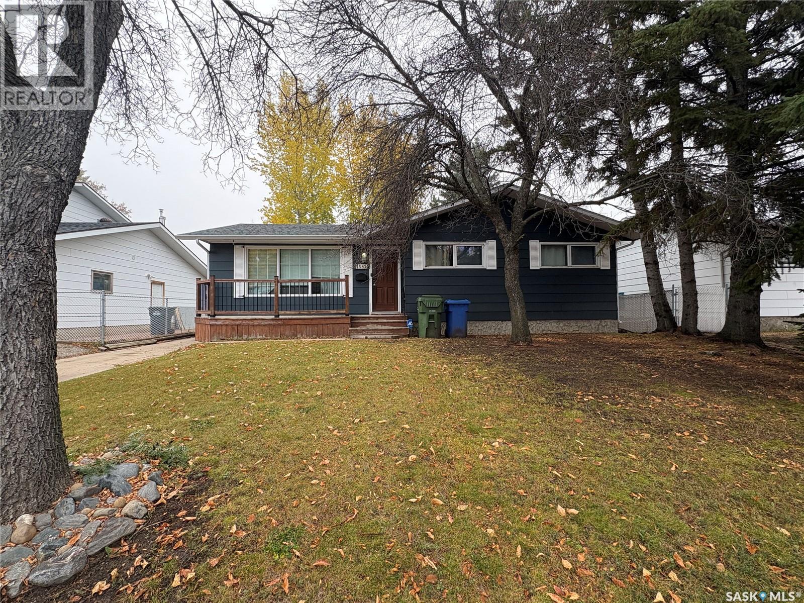 1582 Sibbald Crescent, Prince Albert, Saskatchewan  S6V 6E5 - Photo 1 - SK021238