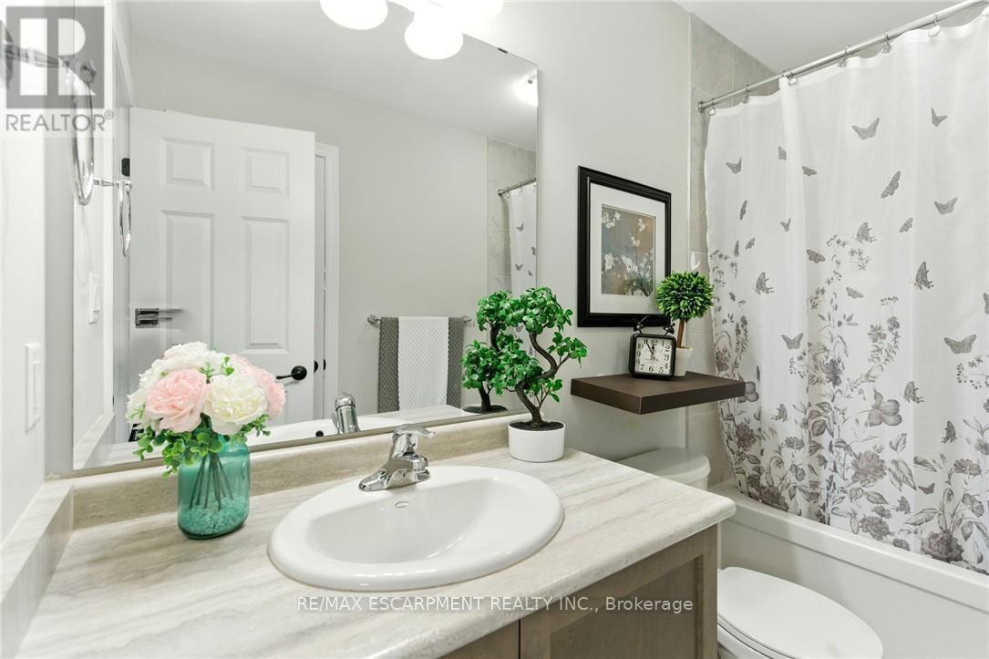 24 - 377 Glancaster Road, Hamilton, Ontario  L9G 0G4 - Photo 26 - X12476235