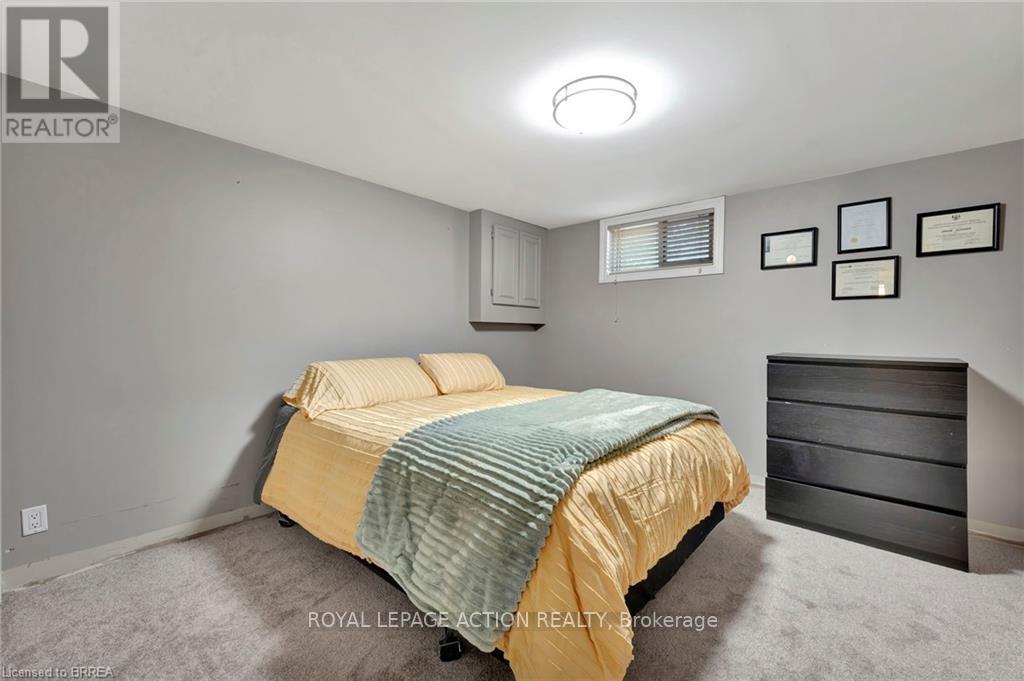 46 Todd Street, Brantford, Ontario  N3R 2P7 - Photo 24 - X12476240