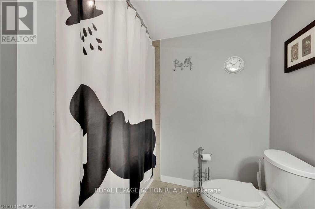 46 Todd Street, Brantford, Ontario  N3R 2P7 - Photo 26 - X12476240