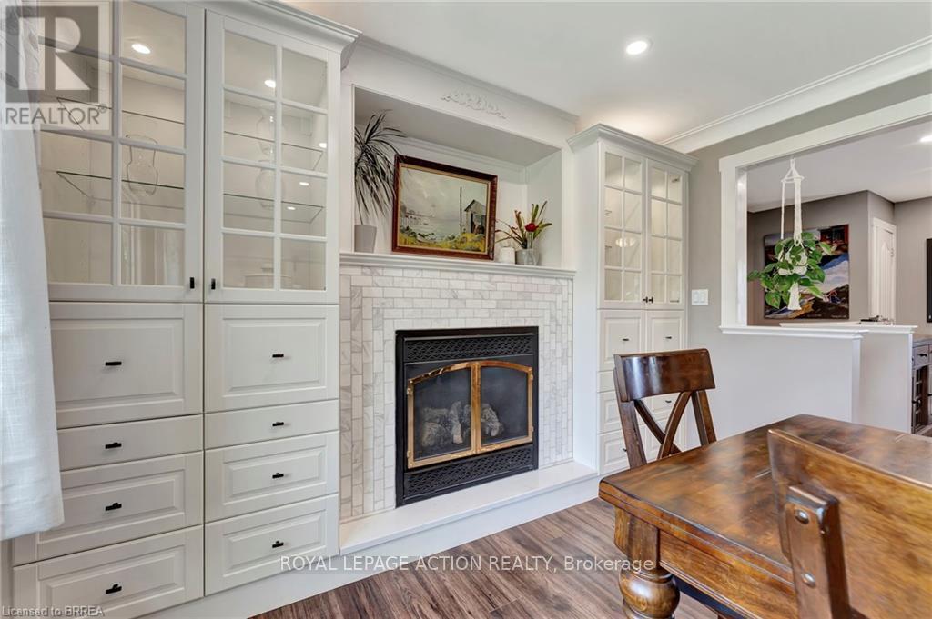 46 Todd Street, Brantford, Ontario  N3R 2P7 - Photo 8 - X12476240