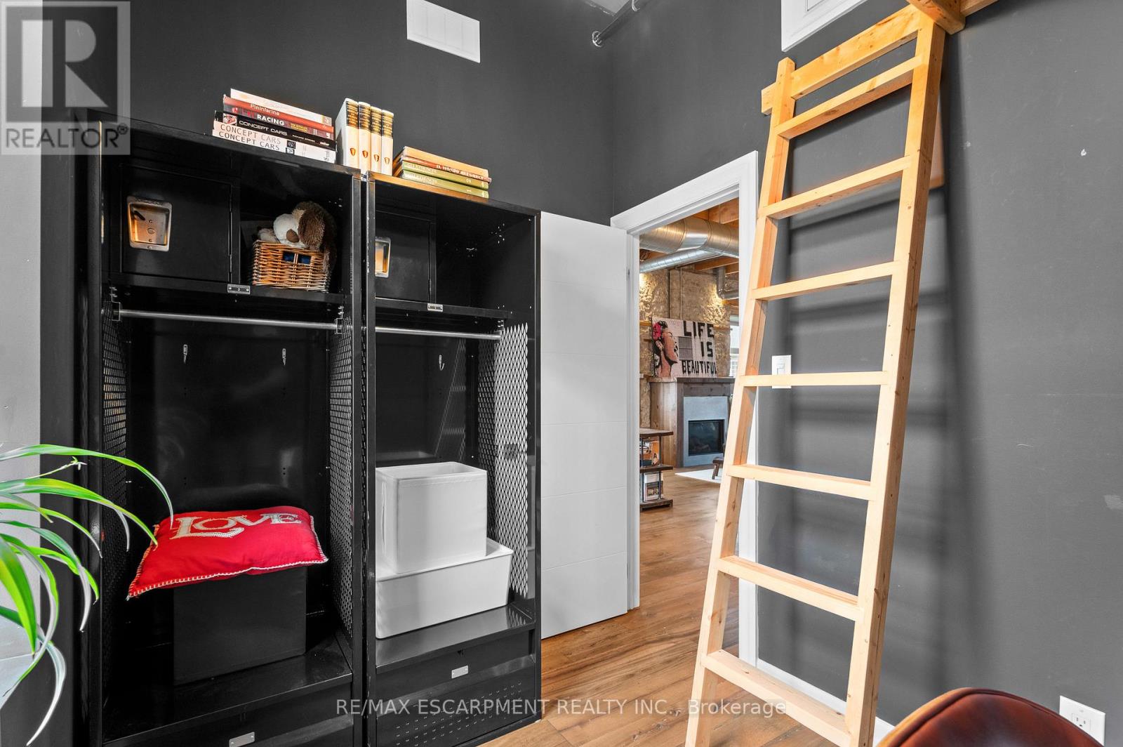 201 - 25 Concession Street, Cambridge, Ontario  N1R 2G6 - Photo 22 - X12476253