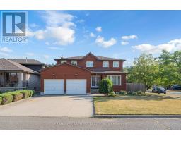 2 VINEHILL DRIVE, Hamilton, Ontario