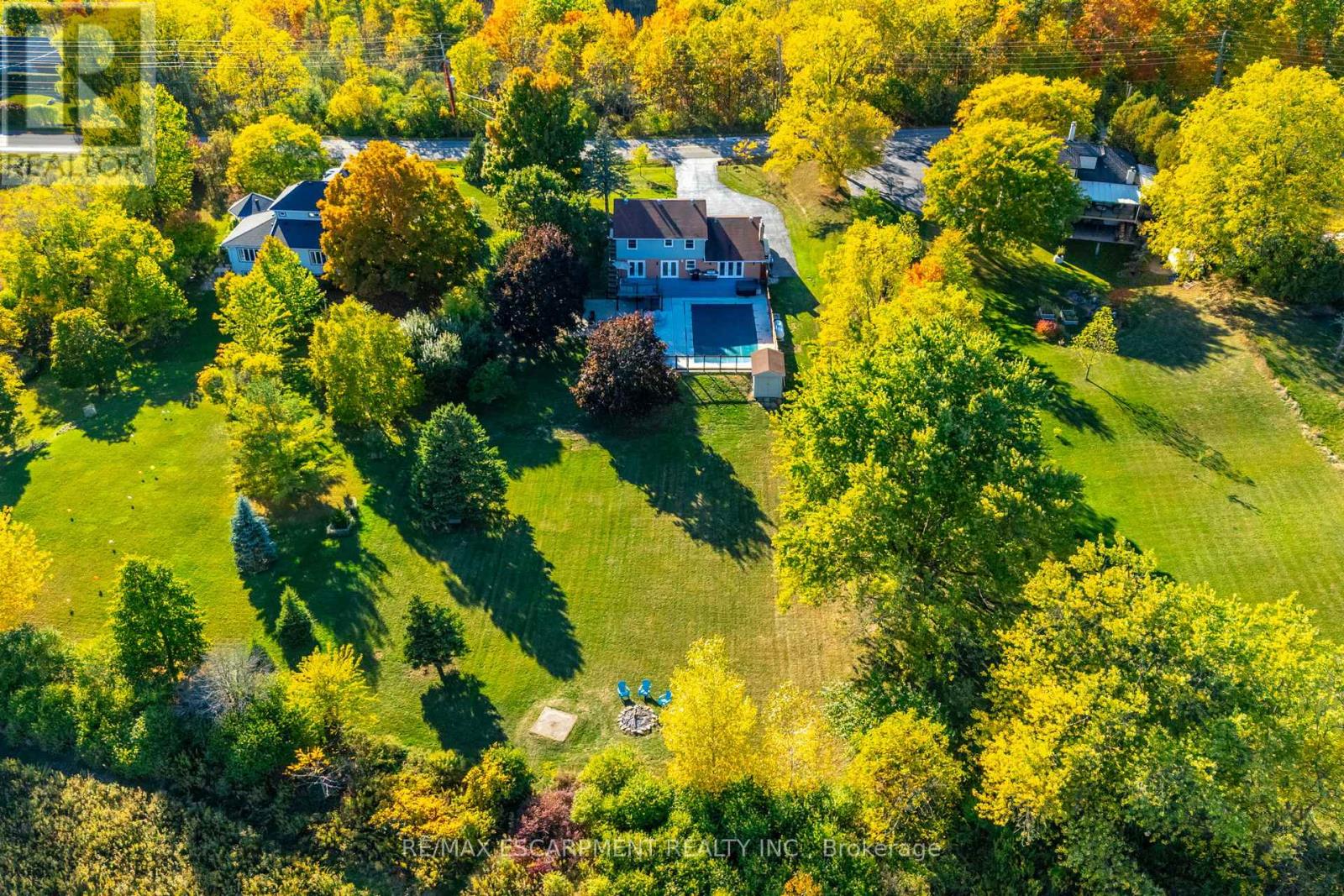 47 Valley Road, Hamilton, Ontario  L9H 5S4 - Photo 2 - X12476274