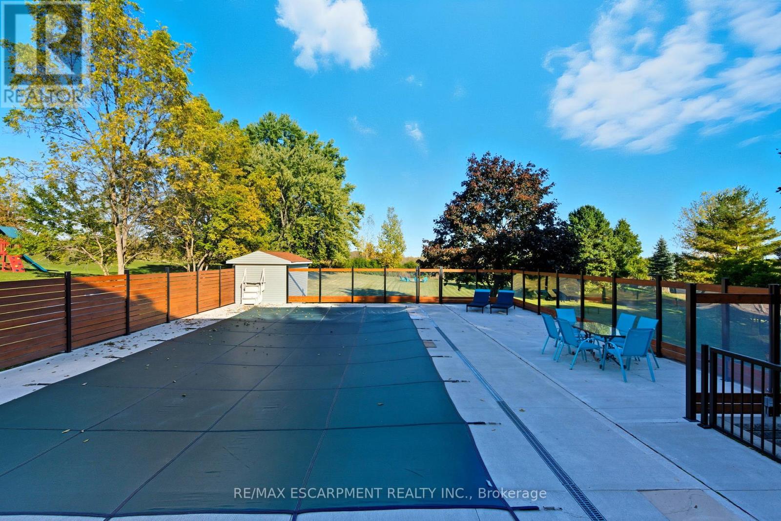 47 Valley Road, Hamilton, Ontario  L9H 5S4 - Photo 29 - X12476274