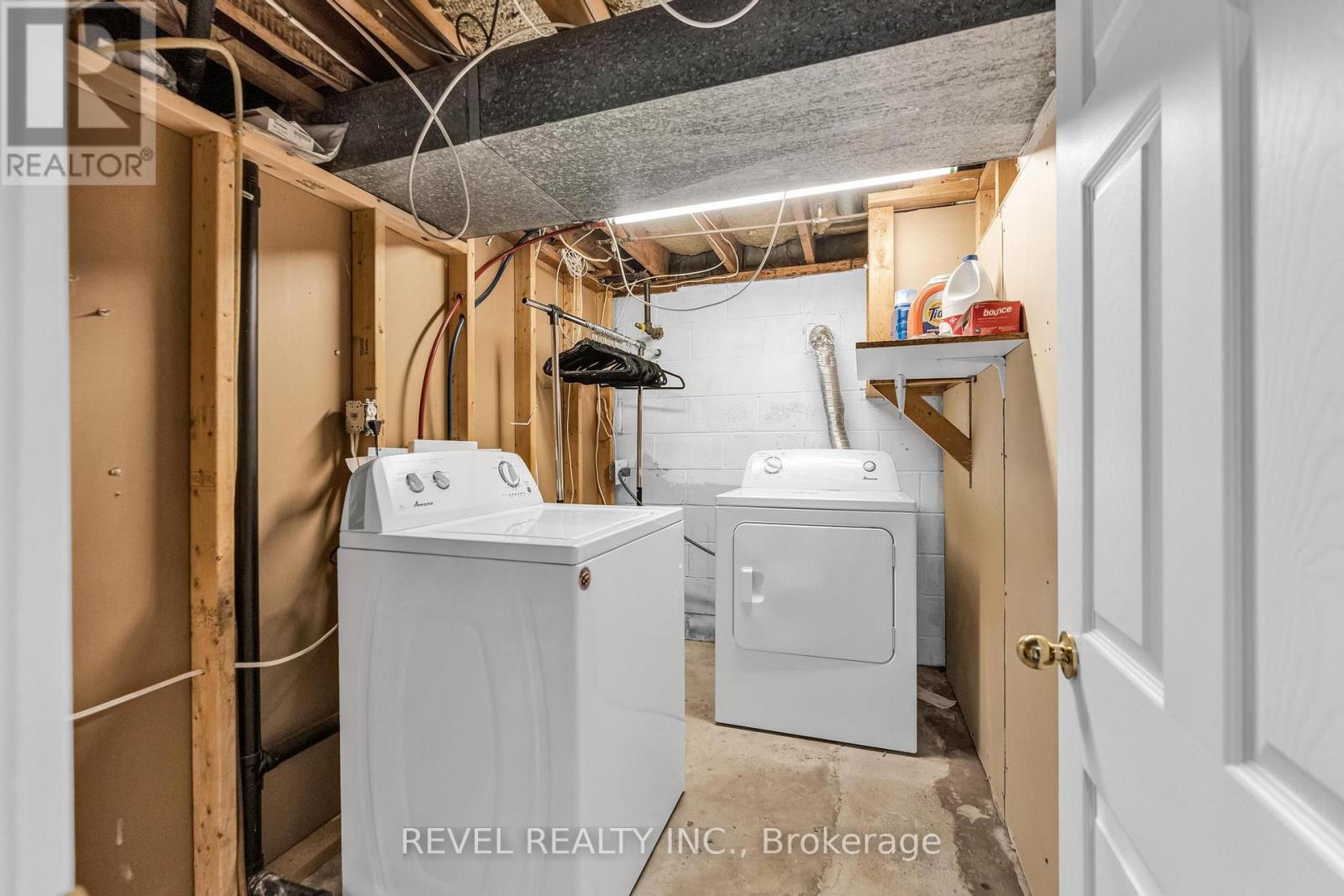 95 Seneca Drive, Hamilton, Ontario  L9G 3B7 - Photo 26 - X12476294