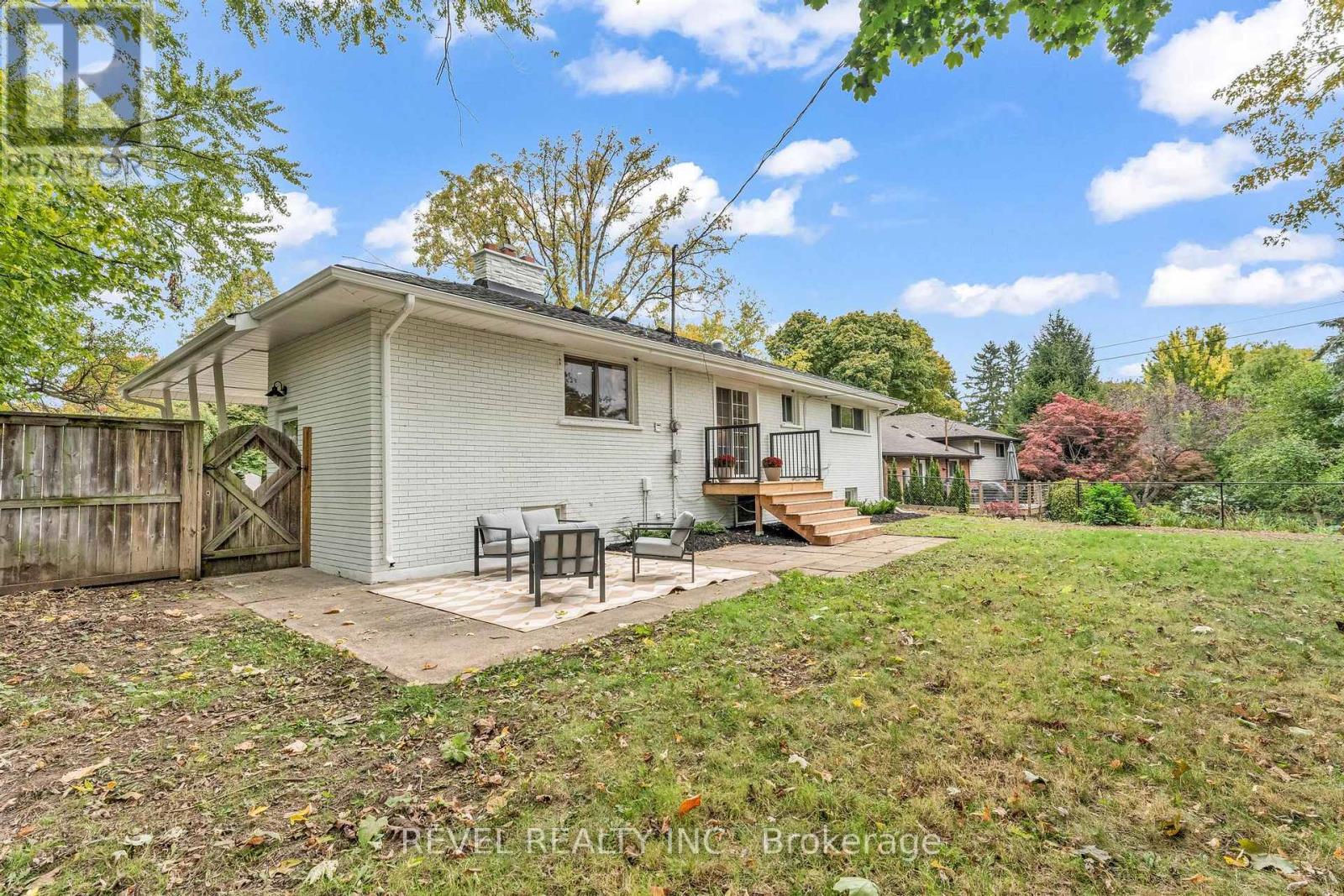 95 Seneca Drive, Hamilton, Ontario  L9G 3B7 - Photo 30 - X12476294