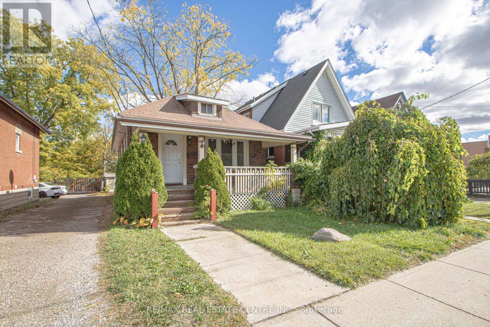 386 WHARNCLIFFE ROAD S, London South, Ontario