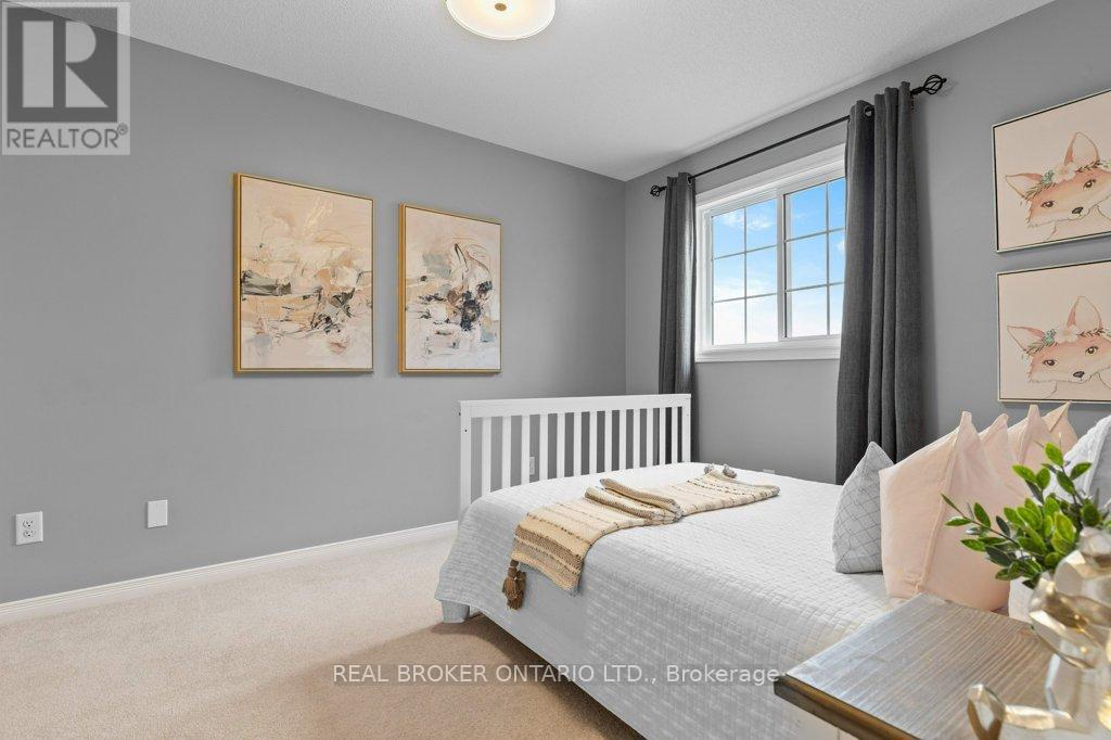 34 Gravel Ridge Trail, Kitchener, Ontario  N2E 0B3 - Photo 25 - X12476345