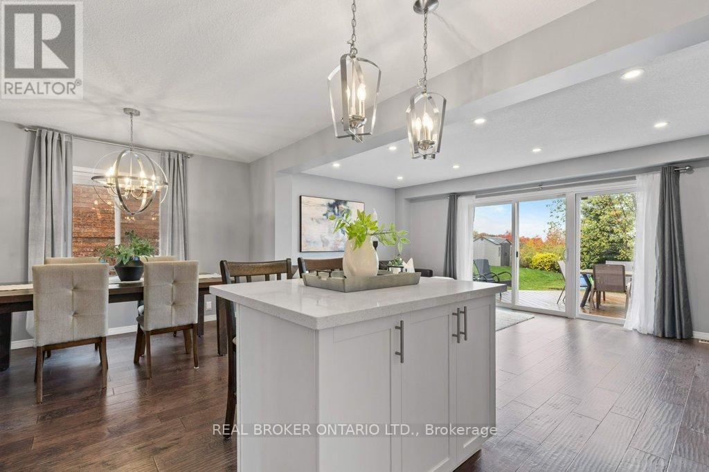 34 Gravel Ridge Trail, Kitchener, Ontario  N2E 0B3 - Photo 7 - X12476345