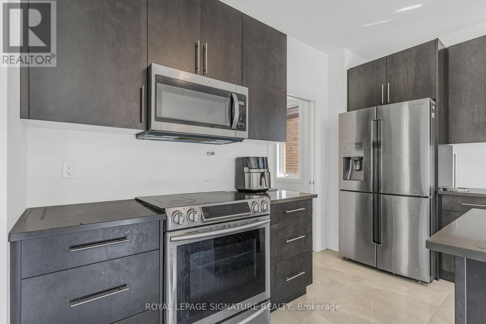 7249 Parkside Road, Niagara Falls, Ontario  L2H 3V4 - Photo 17 - X12476360