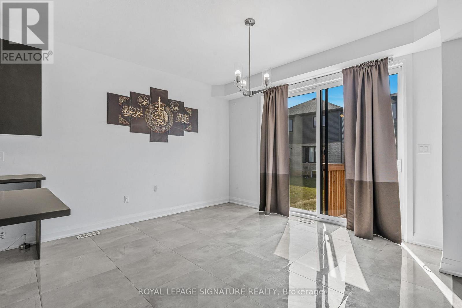 7249 Parkside Road, Niagara Falls, Ontario  L2H 3V4 - Photo 18 - X12476360
