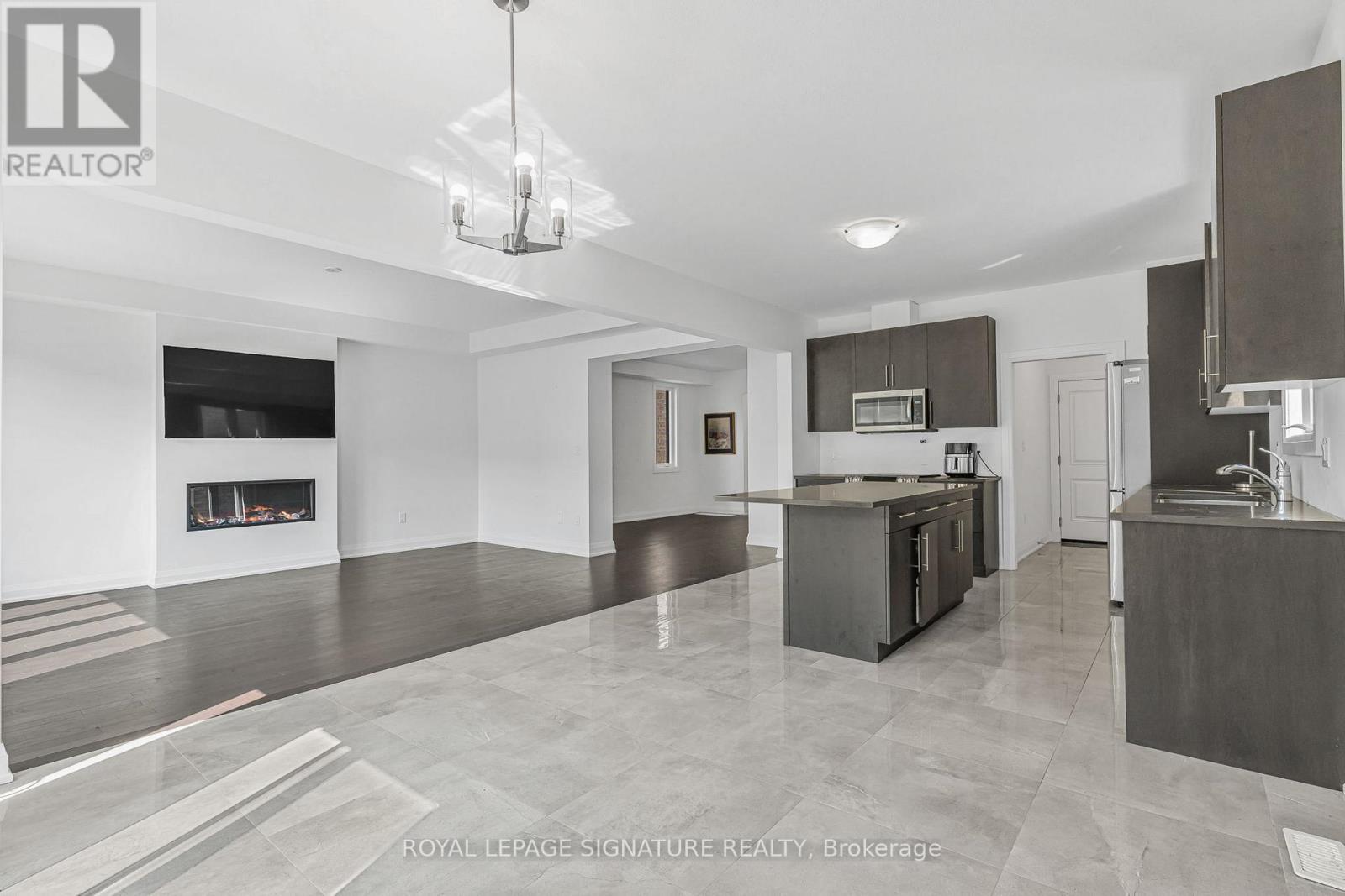 7249 Parkside Road, Niagara Falls, Ontario  L2H 3V4 - Photo 19 - X12476360