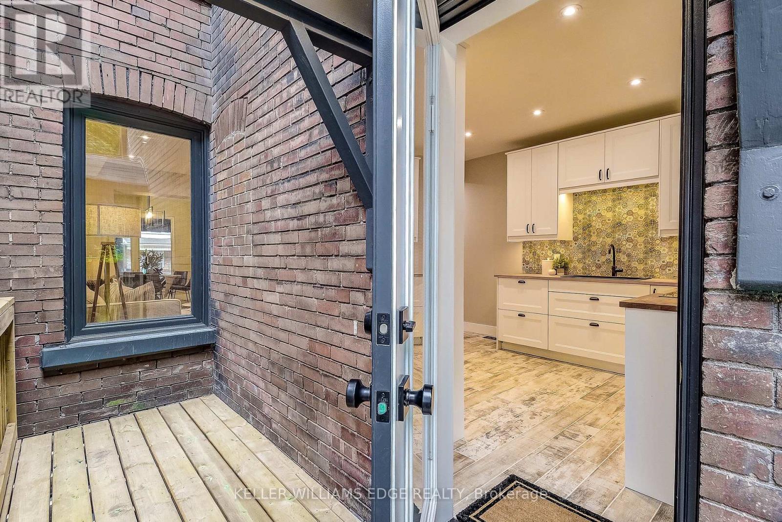 32 Cumberland Avenue, Hamilton, Ontario  L8M 1Y7 - Photo 39 - X12476370