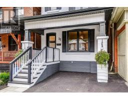 32 CUMBERLAND AVENUE, Hamilton, Ontario