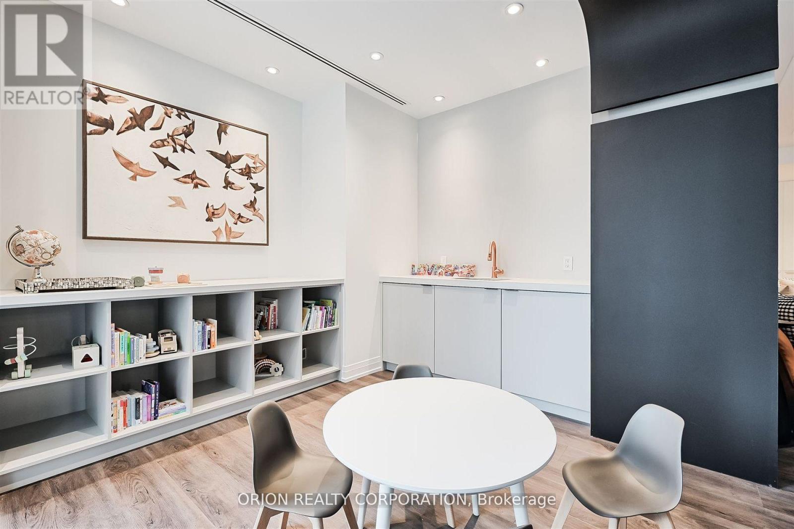 517 - 556 Marlee Avenue, Toronto, Ontario  M6B 0B1 - Photo 18 - W12476386